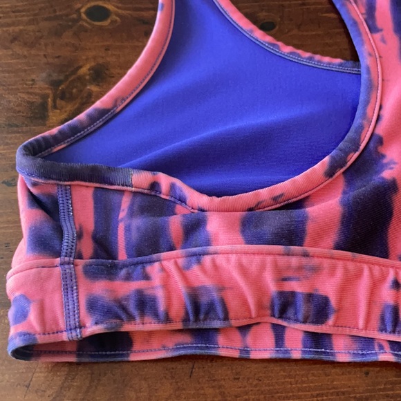 Super cute tie dye sports bra - Picture 3 of 5